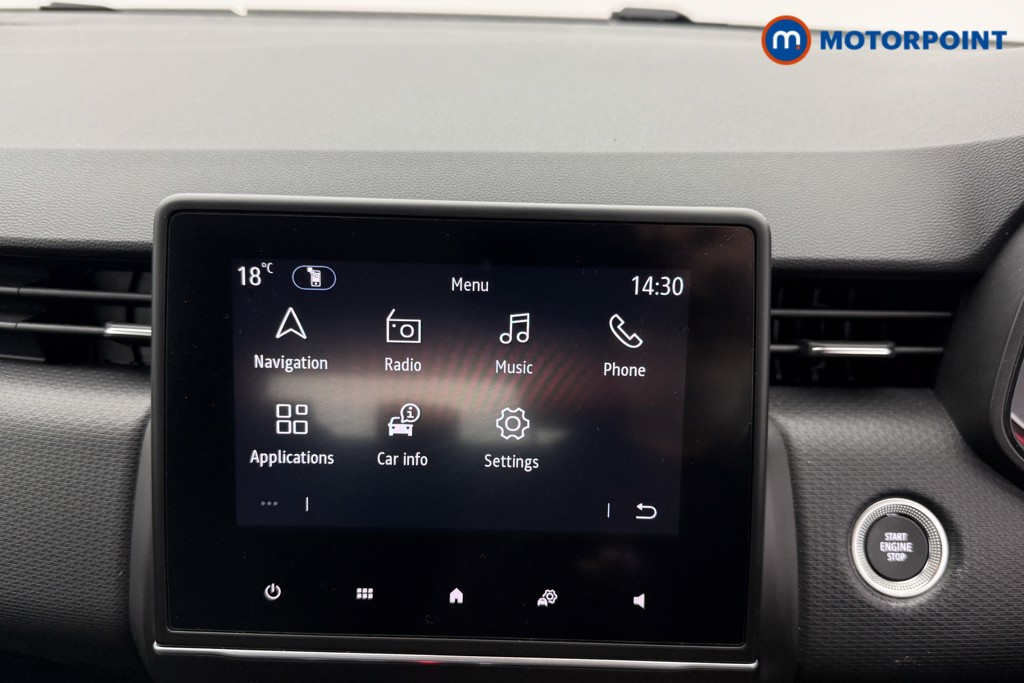 Renault Clio Iconic Manual Petrol Hatchback - Stock Number (1576721) - 9th supplementary image