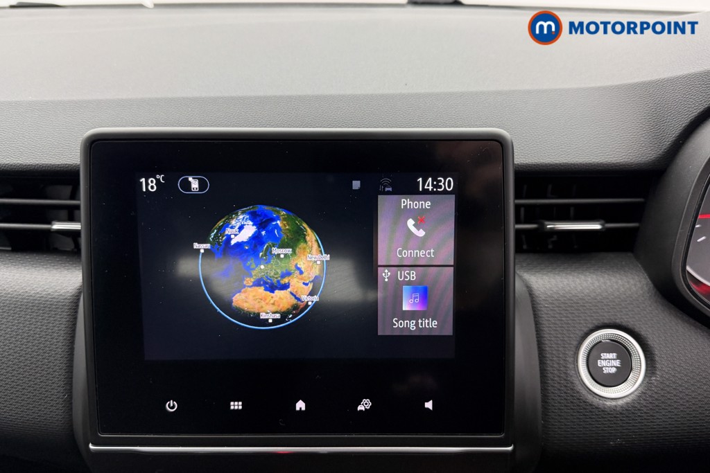 Renault Clio Iconic Manual Petrol Hatchback - Stock Number (1576721) - 10th supplementary image