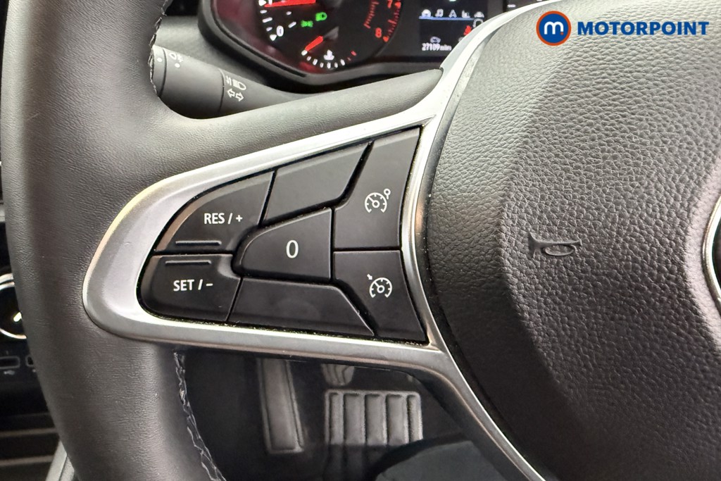 Renault Clio Iconic Manual Petrol Hatchback - Stock Number (1576721) - 13th supplementary image
