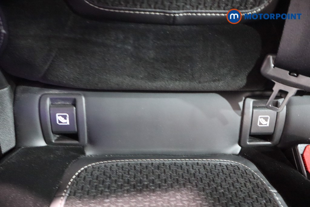 Renault Megane Dynamique Nav Automatic Diesel Hatchback - Stock Number (1576784) - 23rd supplementary image