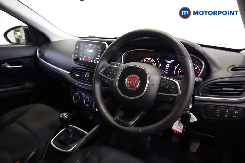 Fiat Tipo Easy Plus Manual Petrol Hatchback - Stock Number (1576808) - 1st supplementary image