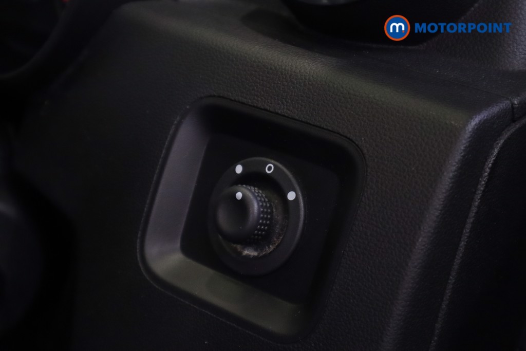 Dacia Duster Comfort Manual Diesel SUV - Stock Number (1576810) - 4th supplementary image