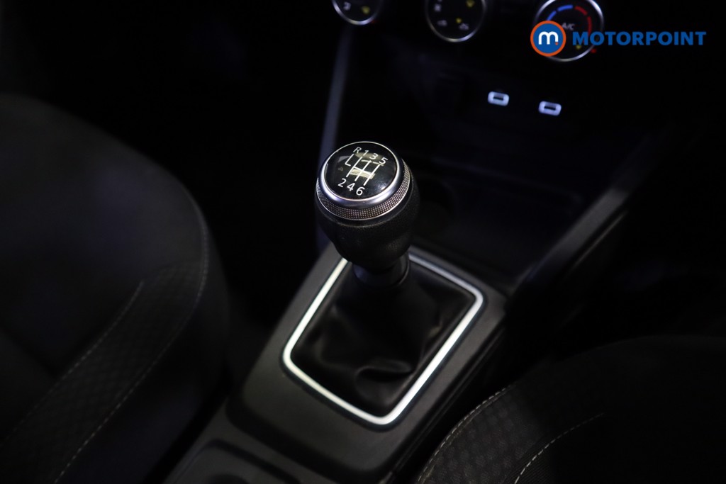 Dacia Duster Comfort Manual Diesel SUV - Stock Number (1576810) - 14th supplementary image