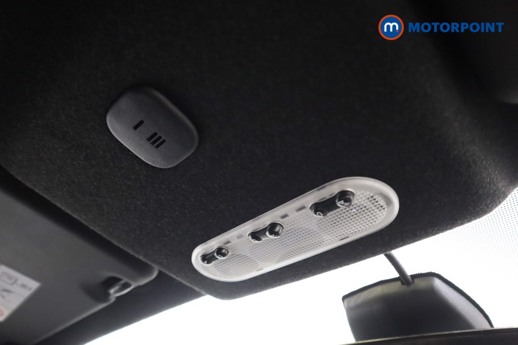 Nissan Juke N-Connecta Manual Petrol SUV - Stock Number (1576845) - 18th supplementary image