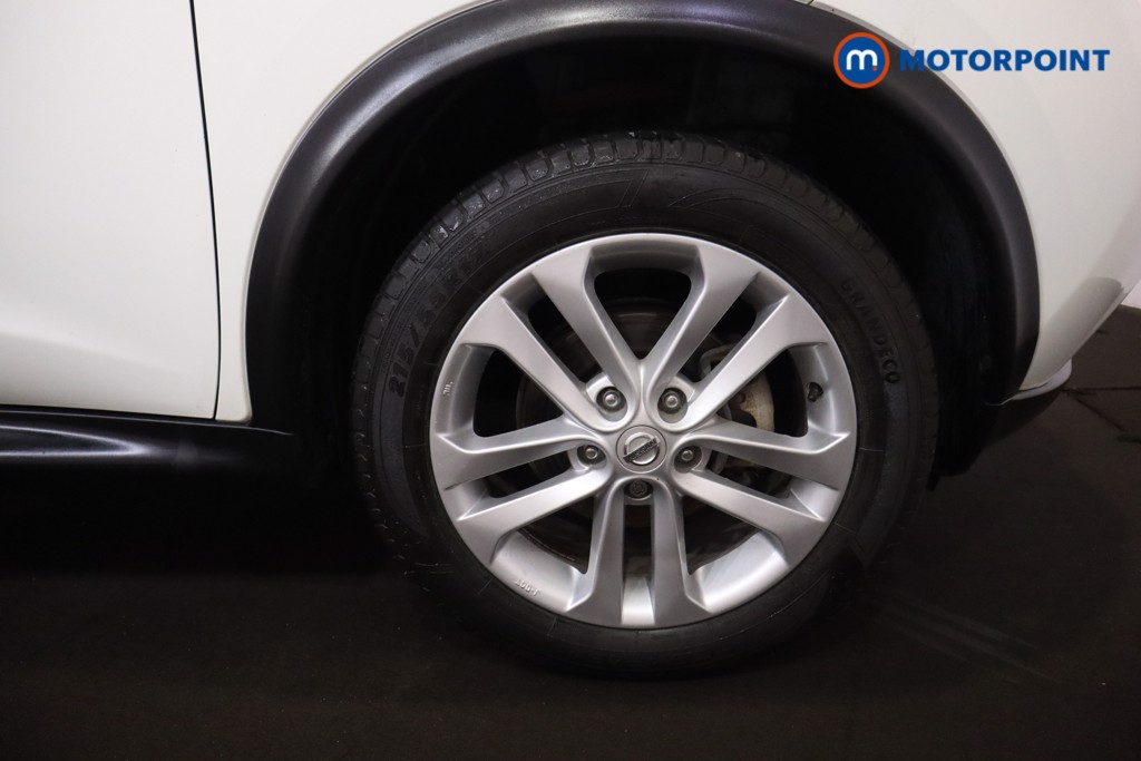 Nissan Juke N-Connecta Manual Petrol SUV - Stock Number (1576845) - 25th supplementary image