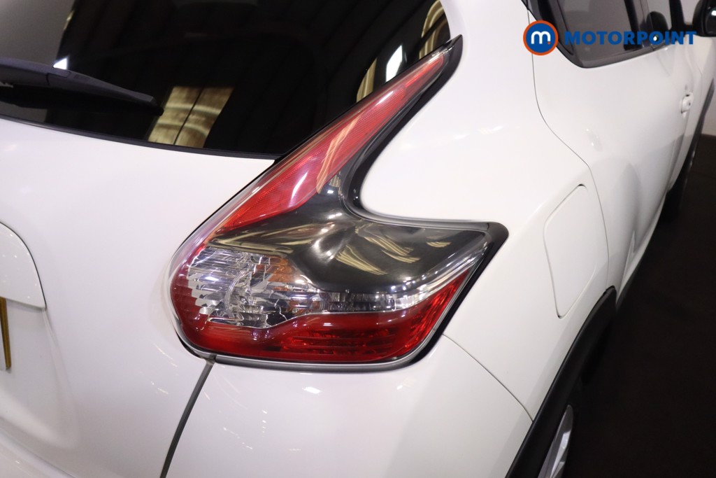 Nissan Juke N-Connecta Manual Petrol SUV - Stock Number (1576845) - 27th supplementary image