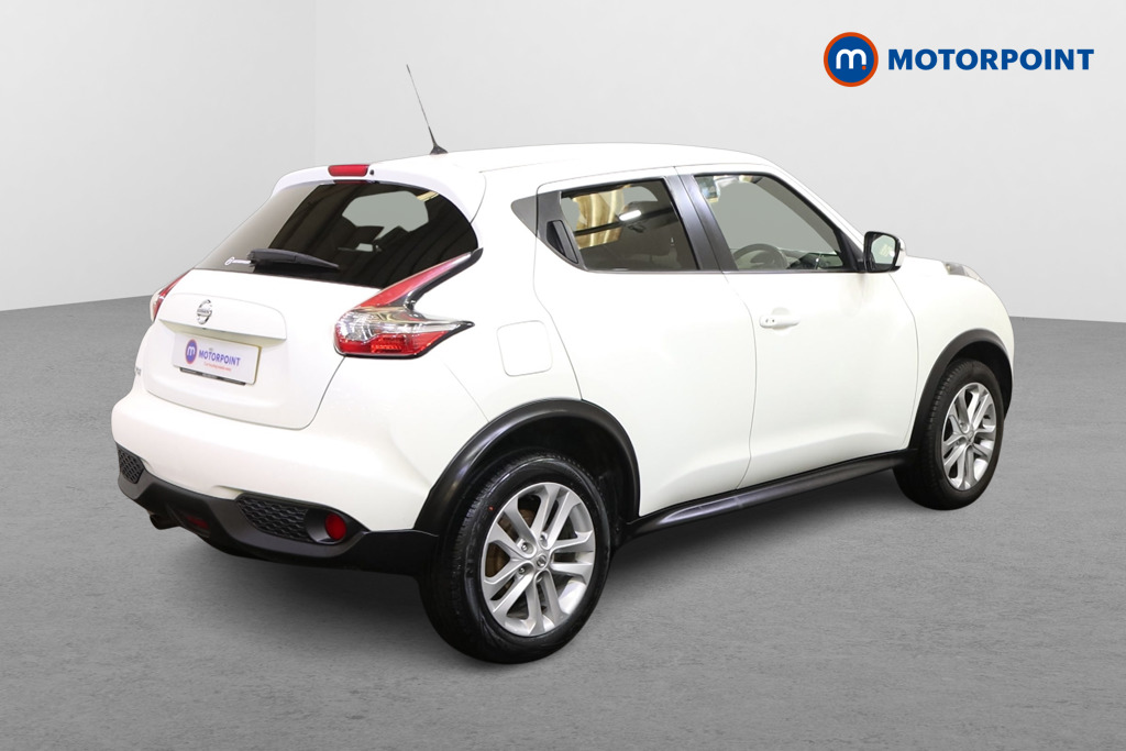 Nissan Juke N-Connecta Manual Petrol SUV - Stock Number (1576845) - Drivers side rear corner