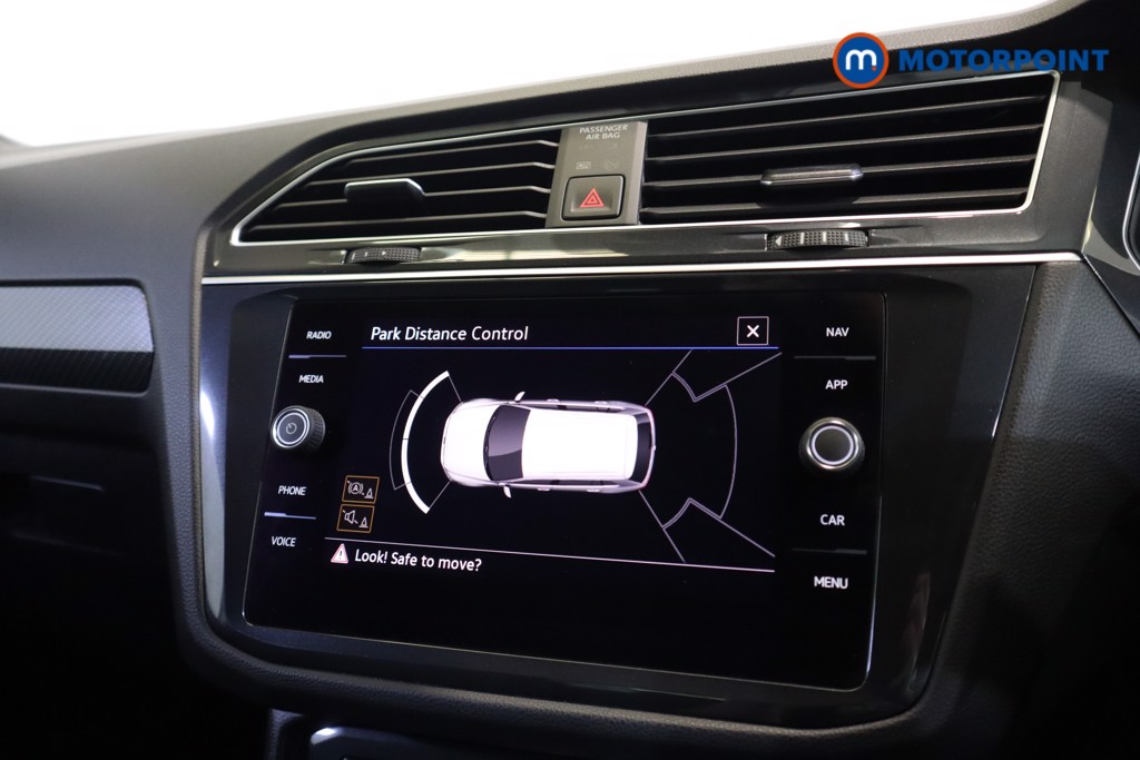 Volkswagen Tiguan R-Line Automatic Petrol SUV - Stock Number (1577182) - 13th supplementary image