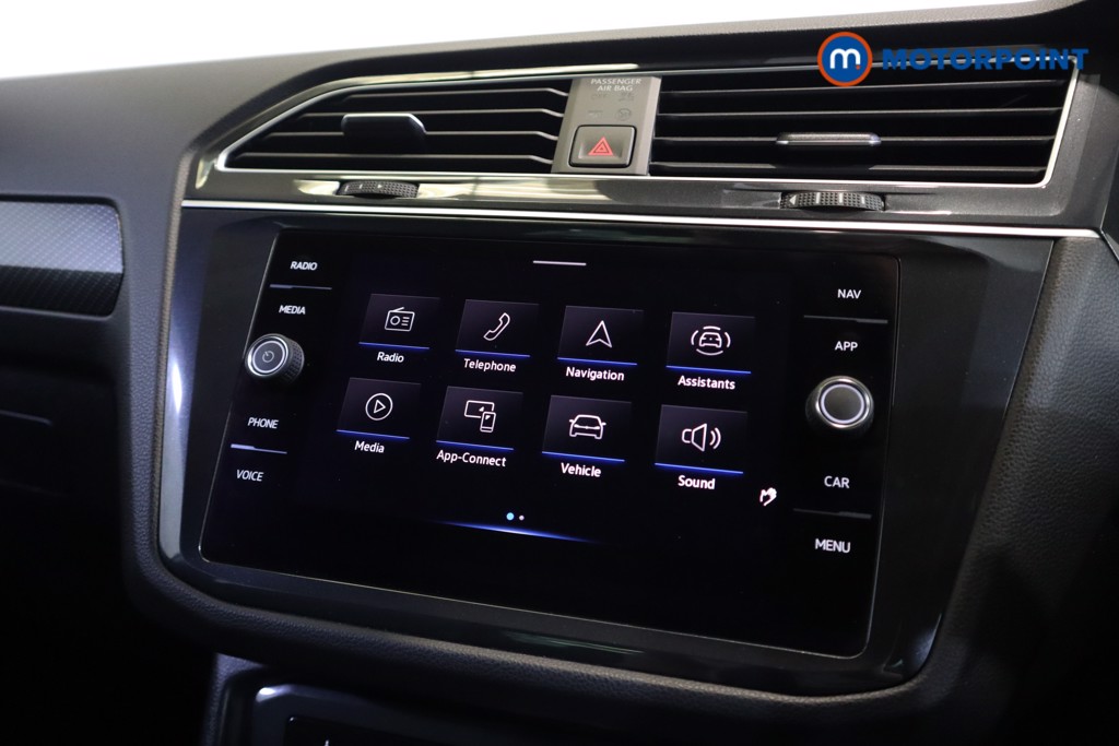 Volkswagen Tiguan R-Line Automatic Petrol SUV - Stock Number (1577182) - 18th supplementary image