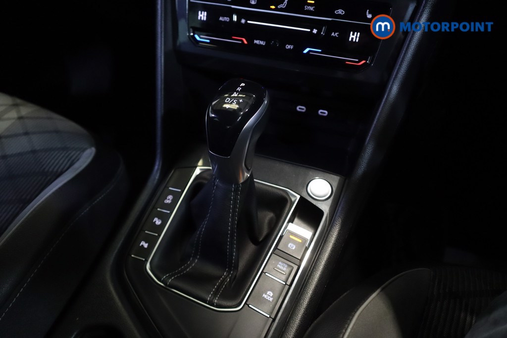 Volkswagen Tiguan R-Line Automatic Petrol SUV - Stock Number (1577182) - 21st supplementary image