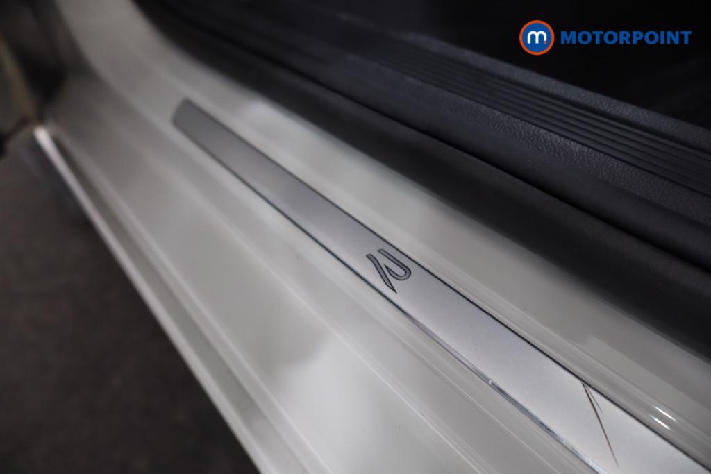 Volkswagen Taigo R-Line Manual Petrol SUV - Stock Number (1577331) - 24th supplementary image