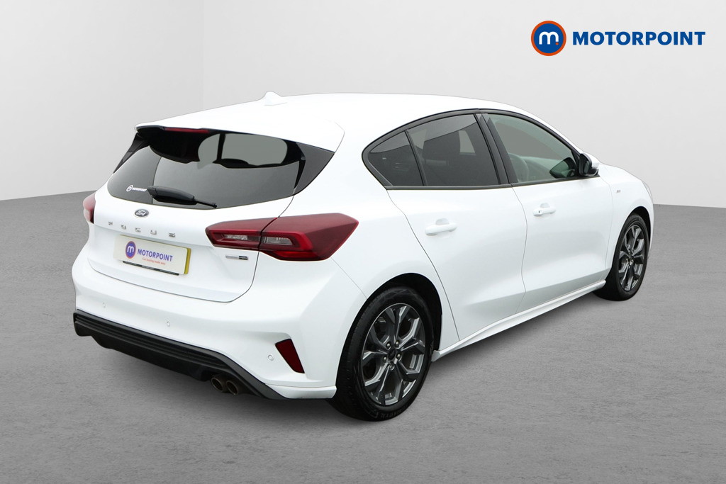 Ford Focus St-Line Edition Manual Petrol-Electric Hybrid Hatchback - Stock Number (1577842) - Drivers side rear corner