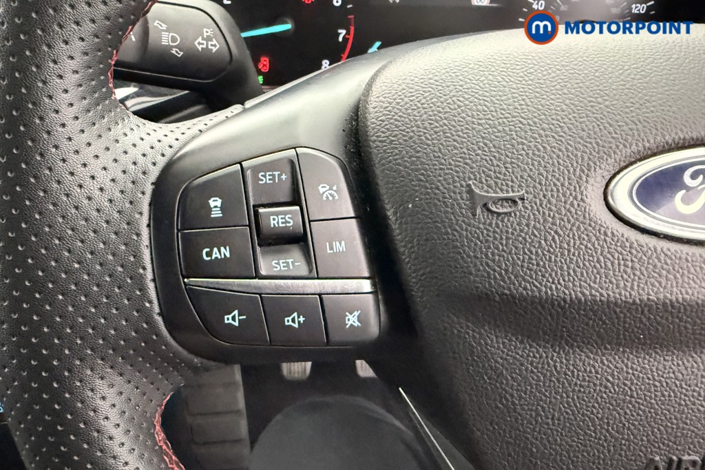 Ford Focus St-Line Edition Manual Petrol-Electric Hybrid Hatchback - Stock Number (1577874) - 13th supplementary image