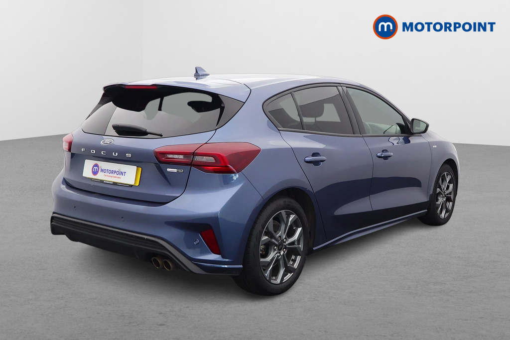 Ford Focus St-Line Edition Manual Petrol-Electric Hybrid Hatchback - Stock Number (1577874) - Drivers side rear corner