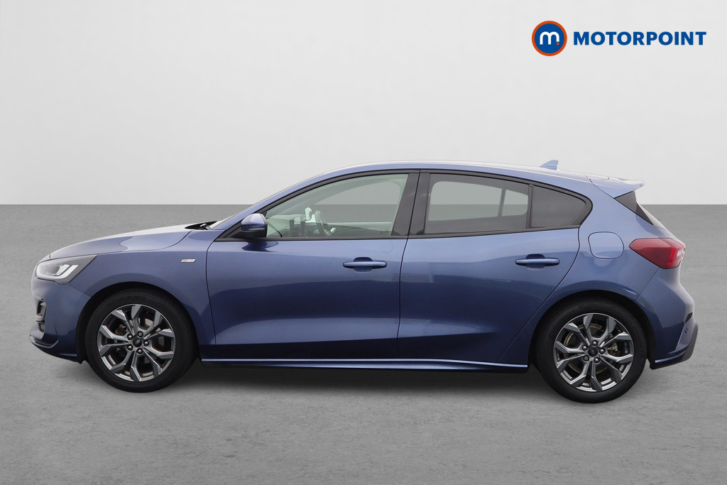 Ford Focus St-Line Edition Manual Petrol-Electric Hybrid Hatchback - Stock Number (1577874) - Passenger side