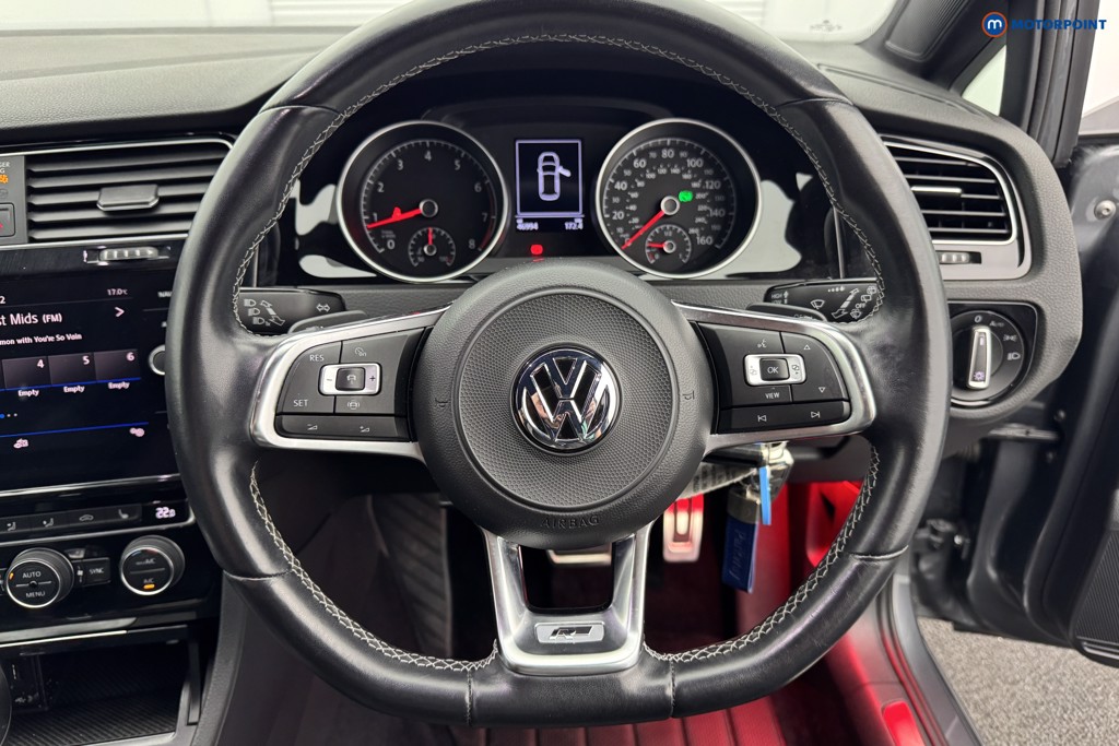 Volkswagen Golf R-Line Edition Automatic Petrol Hatchback - Stock Number (1577938) - 5th supplementary image