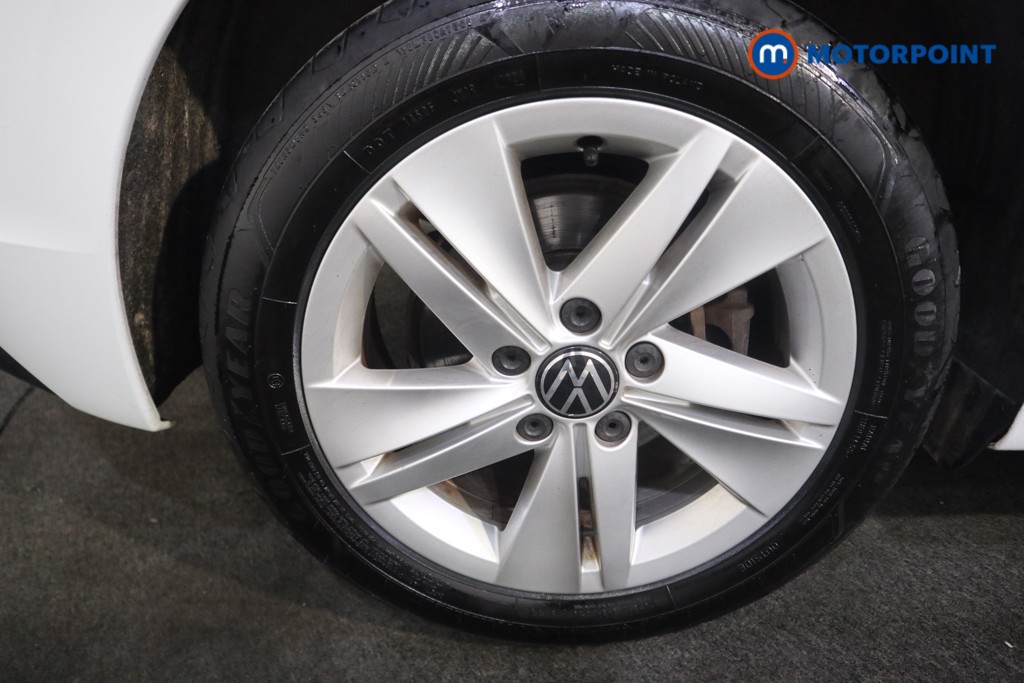 Volkswagen Golf Life Automatic Petrol Hatchback - Stock Number (1577991) - 14th supplementary image