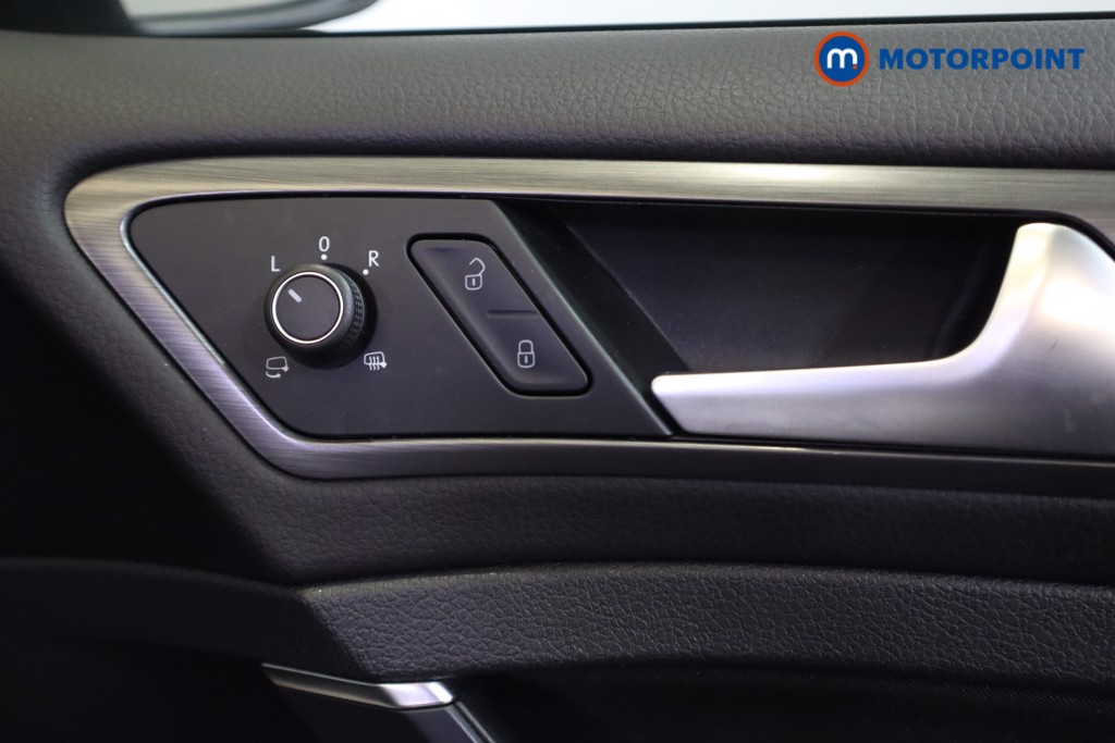 Volkswagen Golf Match Edition Manual Petrol Hatchback - Stock Number (1578028) - 3rd supplementary image