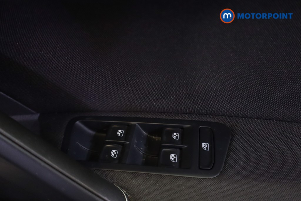 Volkswagen Golf Match Edition Manual Petrol Hatchback - Stock Number (1578028) - 4th supplementary image