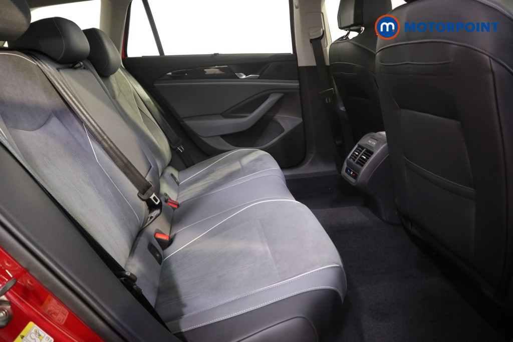 Volkswagen Passat Life Automatic Petrol Plug-In Hybrid Estate - Stock Number (1578092) - 13th supplementary image