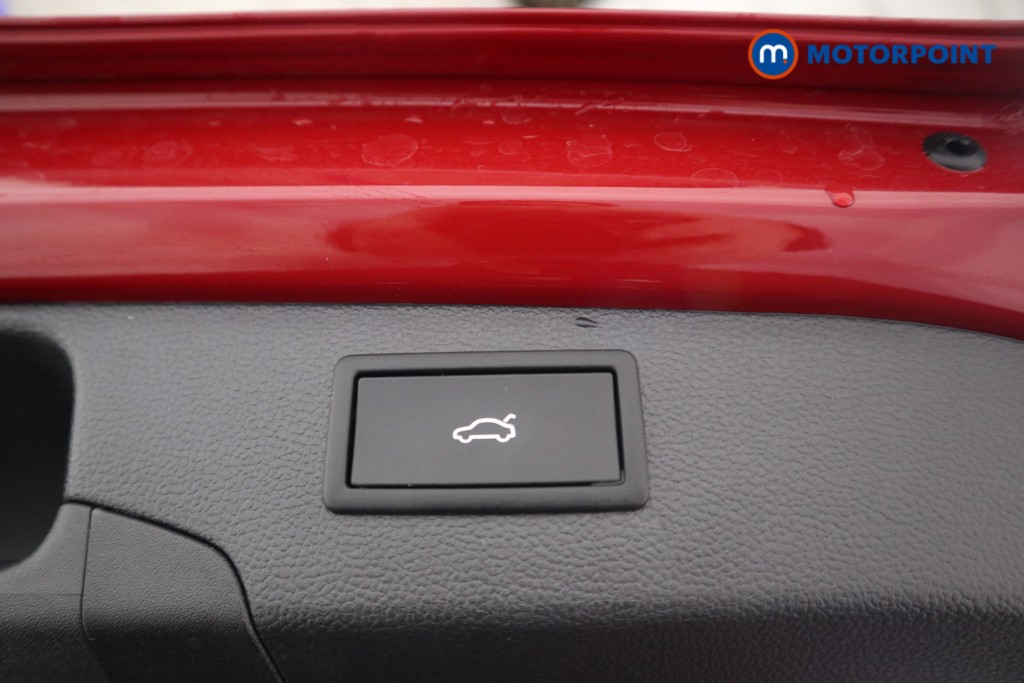 Volkswagen Passat Life Automatic Petrol Plug-In Hybrid Estate - Stock Number (1578092) - 15th supplementary image