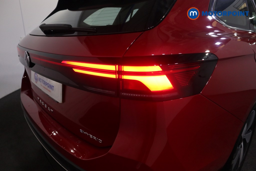 Volkswagen Passat Life Automatic Petrol Plug-In Hybrid Estate - Stock Number (1578092) - 23rd supplementary image