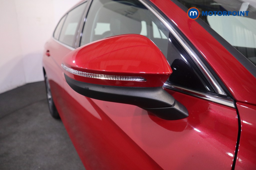 Volkswagen Passat Life Automatic Petrol Plug-In Hybrid Estate - Stock Number (1578092) - 24th supplementary image