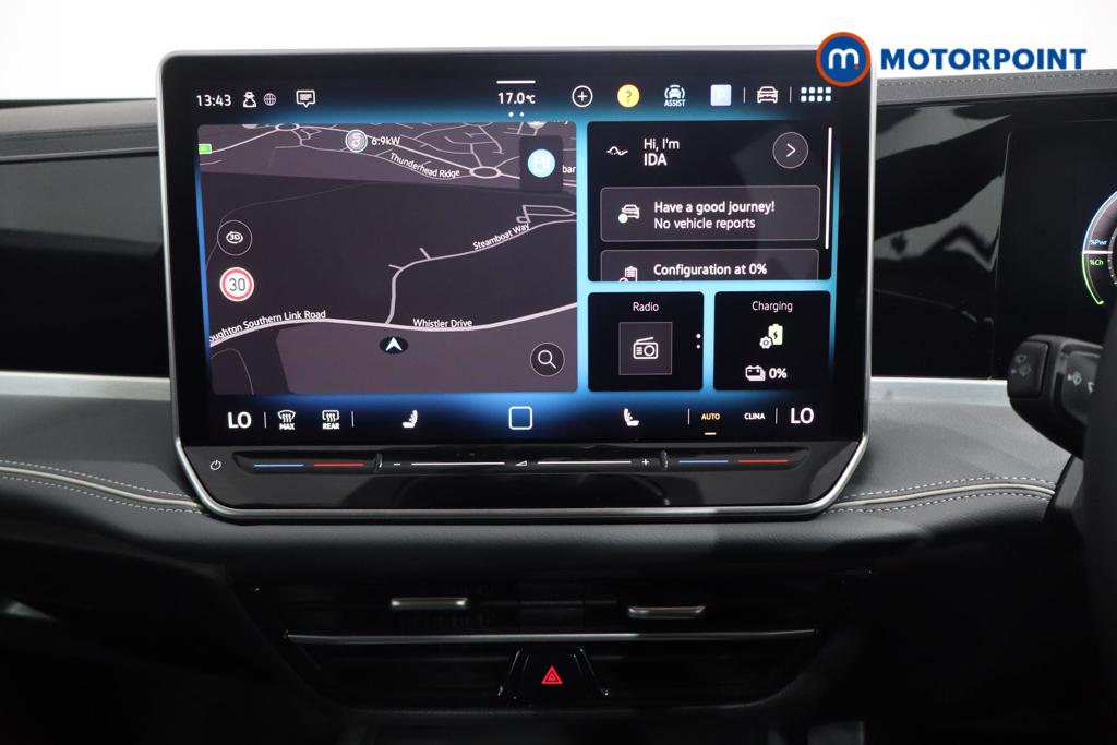 Volkswagen Passat Life Automatic Petrol Plug-In Hybrid Estate - Stock Number (1578103) - 2nd supplementary image