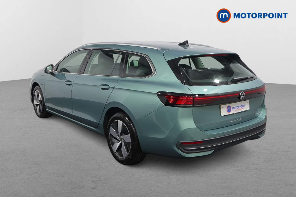 Volkswagen Passat Life Automatic Petrol Plug-In Hybrid Estate - Stock Number (1578103) - Passenger side rear corner