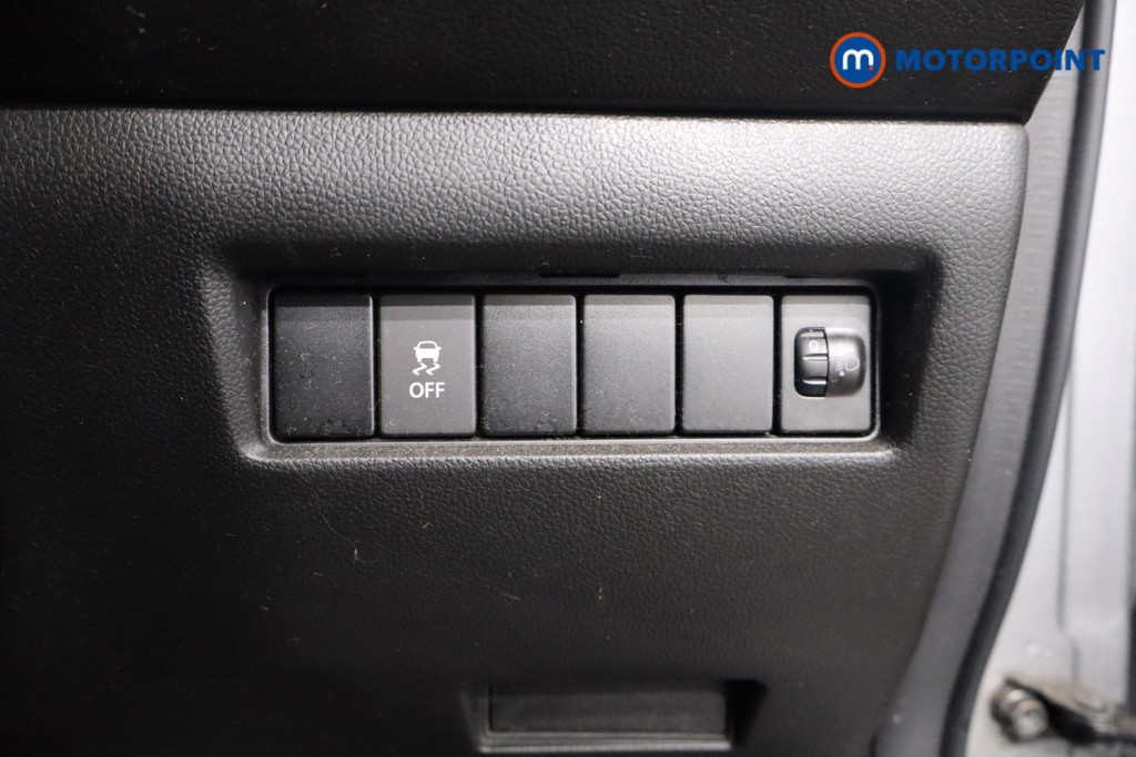Suzuki Swift Attitude Manual Petrol Hatchback - Stock Number (1578164) - 19th supplementary image