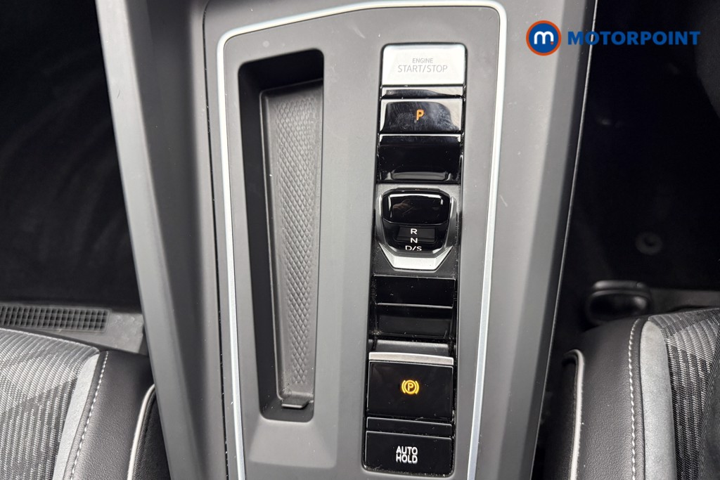 Volkswagen Golf R-Line Automatic Petrol Hatchback - Stock Number (1578278) - 21st supplementary image