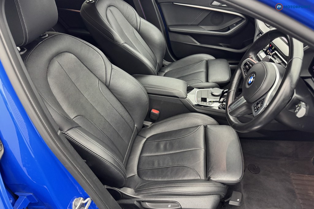 BMW 1 Series M Sport Automatic Diesel Hatchback - Stock Number (1578300) - 5th supplementary image