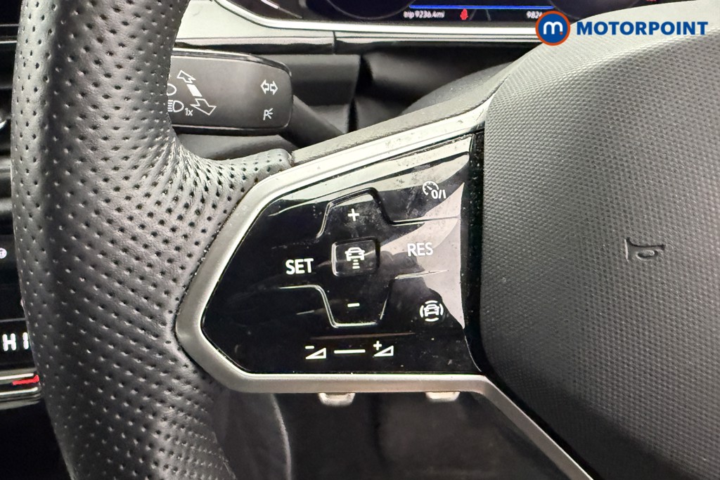 Volkswagen T-Roc R-Line Manual Petrol SUV - Stock Number (1578790) - 14th supplementary image