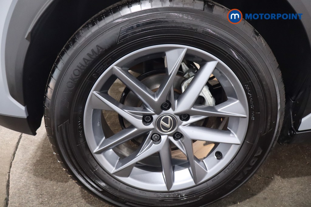 Lexus LBX Premium Automatic Petrol-Electric Hybrid SUV - Stock Number (1578870) - 9th supplementary image