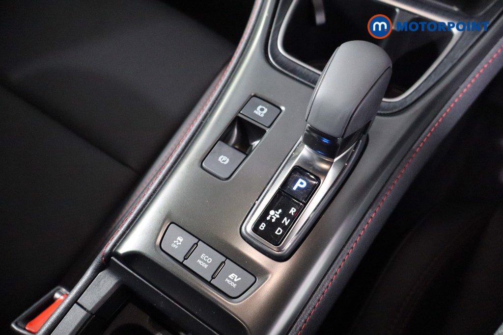 Lexus LBX Premium Automatic Petrol-Electric Hybrid SUV - Stock Number (1578870) - 14th supplementary image