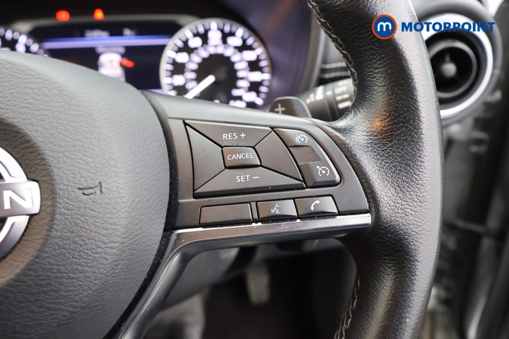 Nissan Juke N-Connecta Automatic Petrol SUV - Stock Number (1579056) - 3rd supplementary image