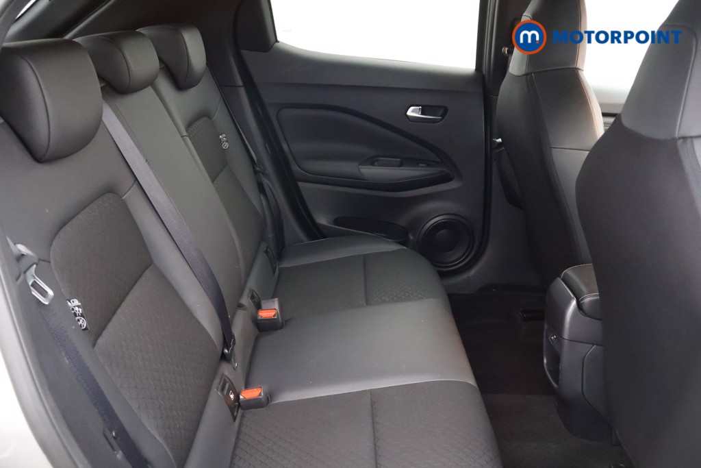 Nissan Juke N-Connecta Automatic Petrol SUV - Stock Number (1579056) - 12th supplementary image