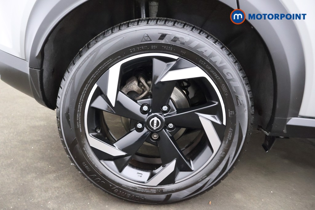 Nissan Juke N-Connecta Automatic Petrol SUV - Stock Number (1579056) - 16th supplementary image