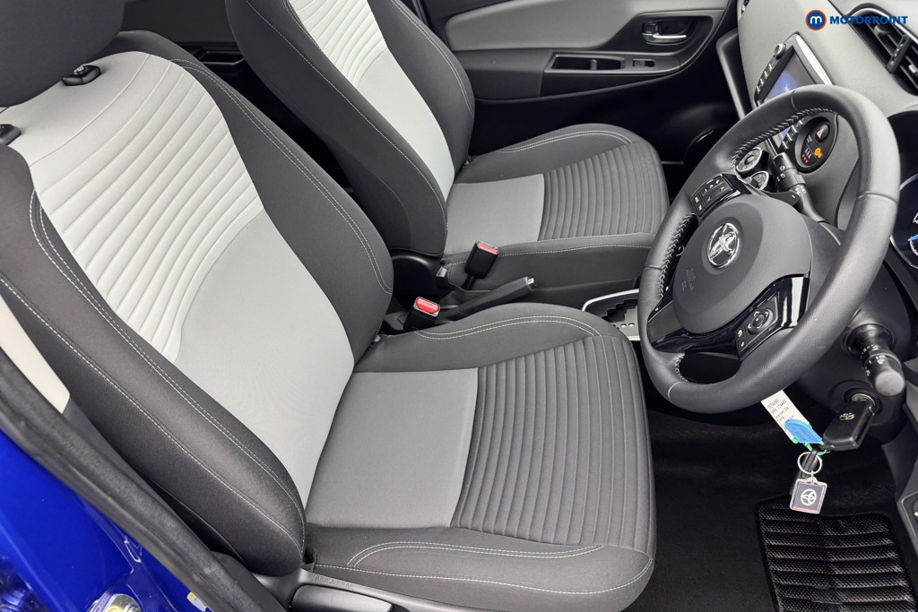 Toyota Yaris Icon Tech Automatic Petrol Hatchback - Stock Number (1579260) - 5th supplementary image