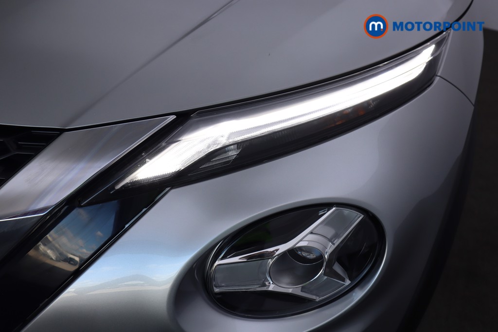 Nissan Juke N-Connecta Automatic Petrol SUV - Stock Number (1579399) - 22nd supplementary image