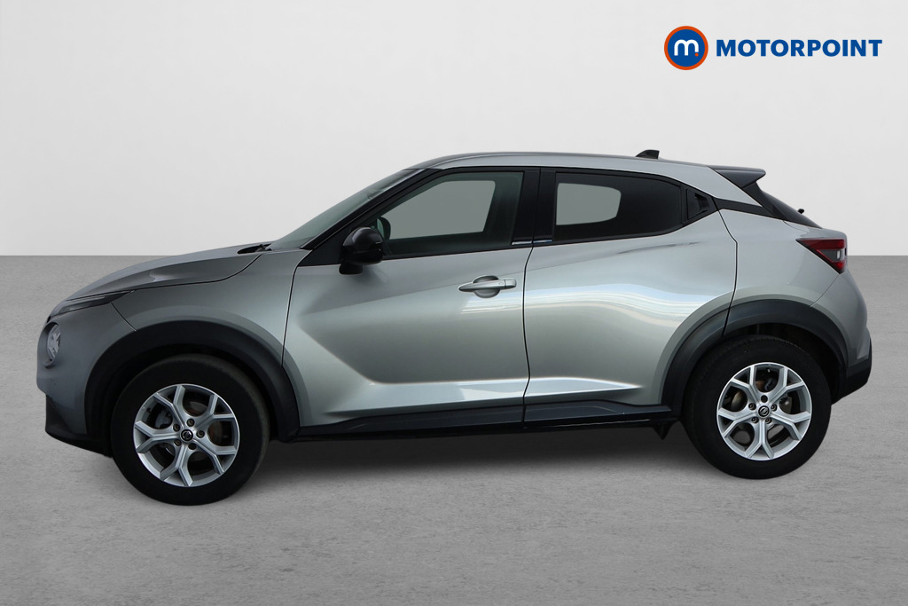 Nissan Juke N-Connecta Automatic Petrol SUV - Stock Number (1579399) - Passenger side