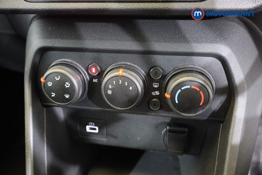 Dacia Sandero Comfort Manual Petrol Hatchback - Stock Number (1579539) - 12th supplementary image