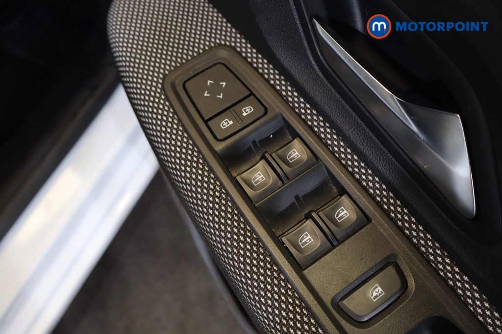 Dacia Sandero Comfort Manual Petrol Hatchback - Stock Number (1579539) - 20th supplementary image