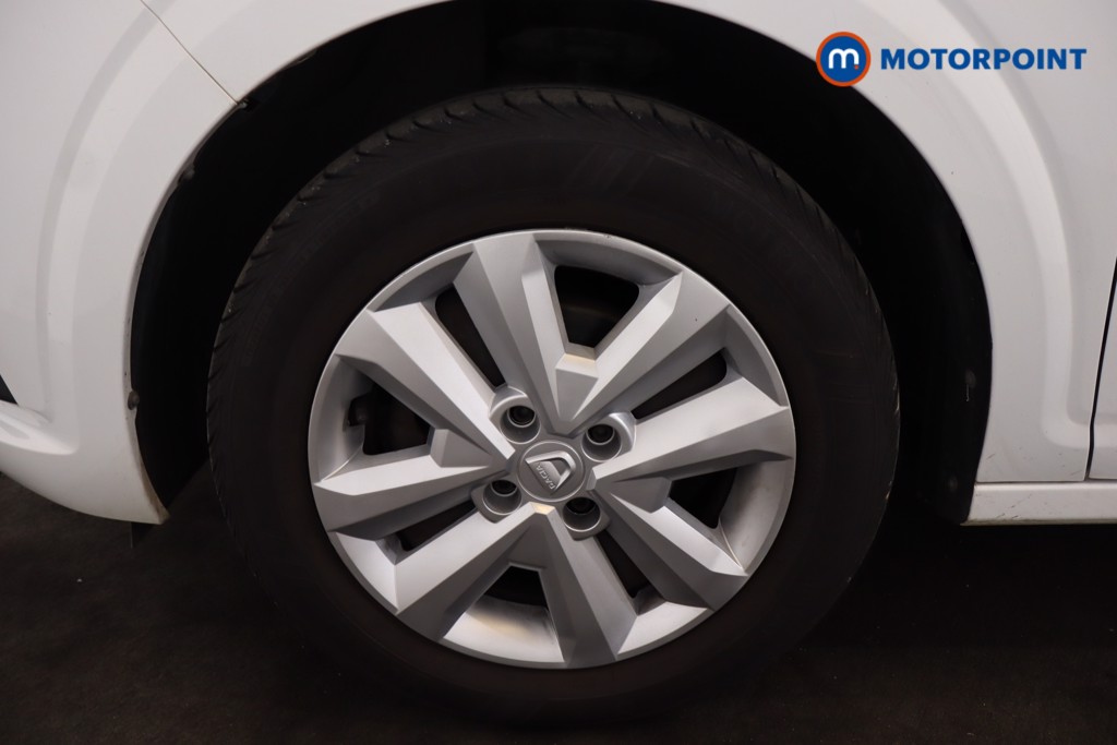 Dacia Sandero Comfort Manual Petrol Hatchback - Stock Number (1579539) - 28th supplementary image