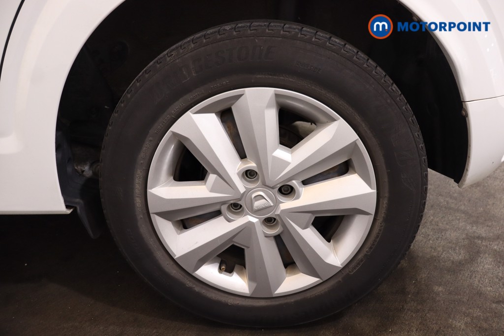 Dacia Sandero Comfort Manual Petrol Hatchback - Stock Number (1579539) - 29th supplementary image