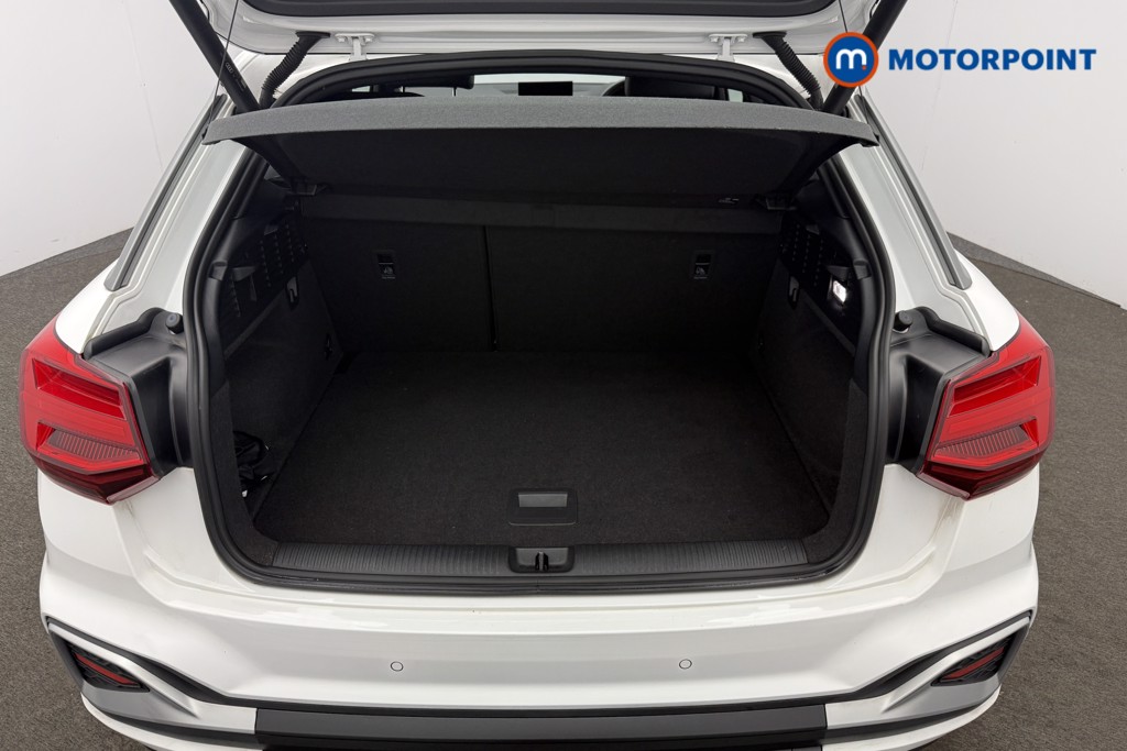 Audi Q2 S Line Manual Petrol SUV - Stock Number (1579559) - 5th supplementary image