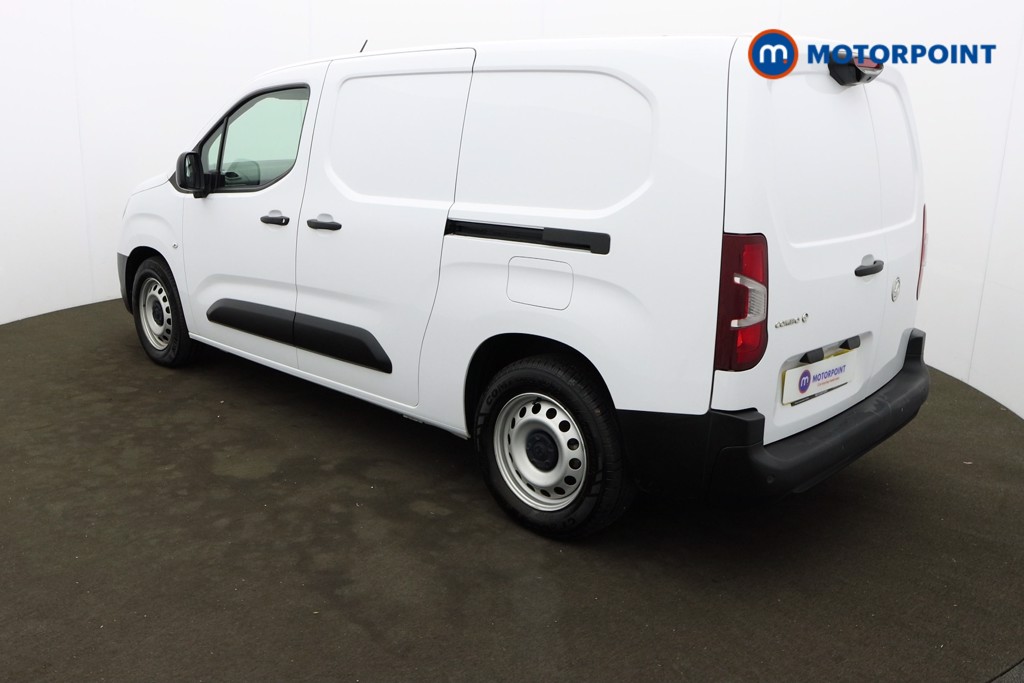 Vauxhall Combo Cargo Dynamic Automatic Electric Panel Van - Stock Number (1579594) - Passenger side rear corner
