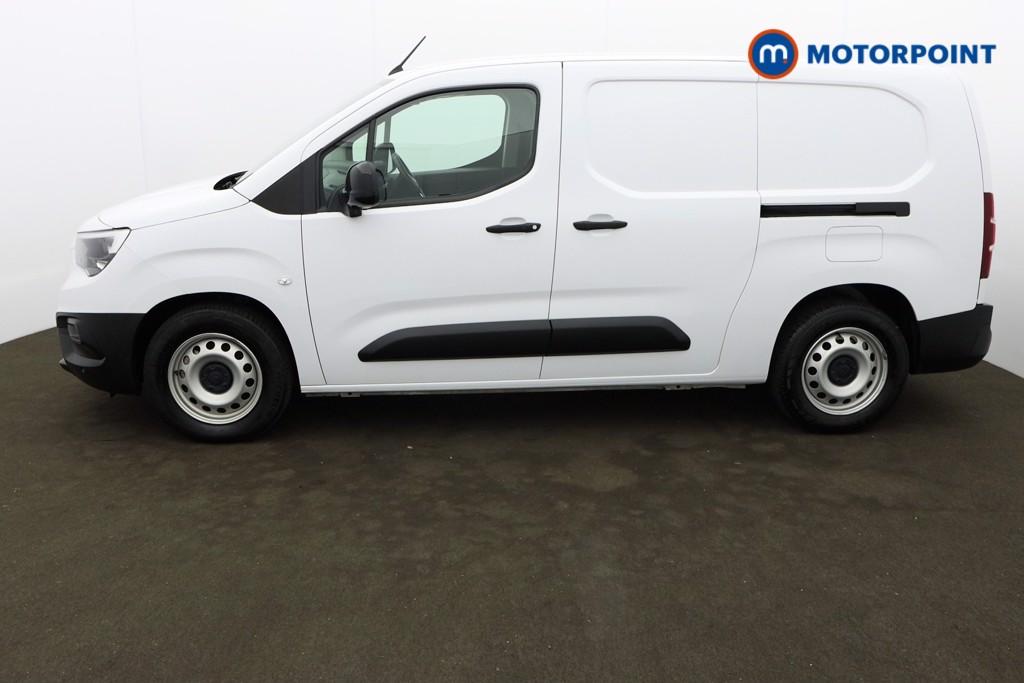Vauxhall Combo Cargo Dynamic Automatic Electric Panel Van - Stock Number (1579594) - Passenger side