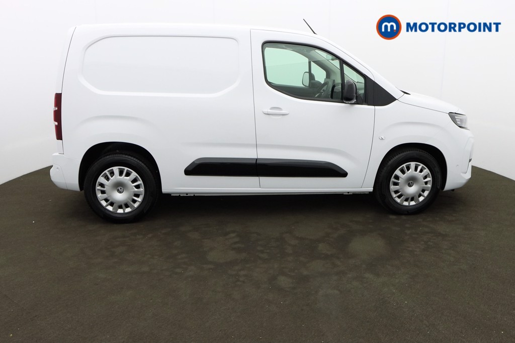 Vauxhall Combo Cargo PRO Automatic Electric Panel Van - Stock Number (1579614) - Drivers side