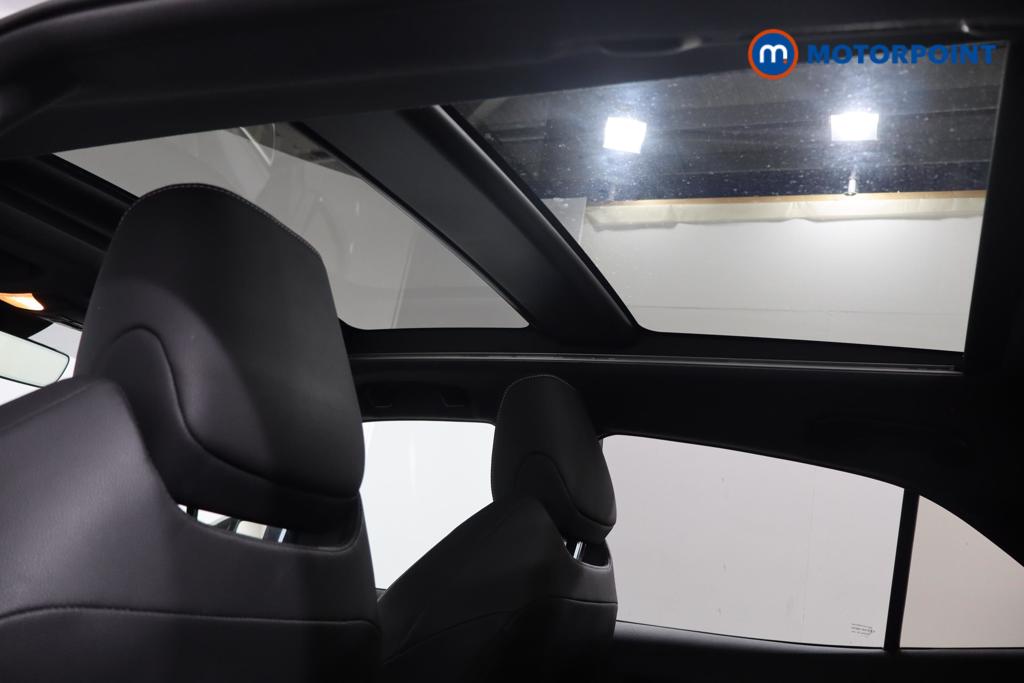 Toyota Corolla Excel Automatic Petrol-Electric Hybrid Hatchback - Stock Number (1579645) - 17th supplementary image